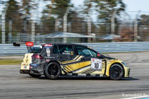 VW Golf GTi TCR / Marek Schaller - Marius Rauer / Max Kruse Racing